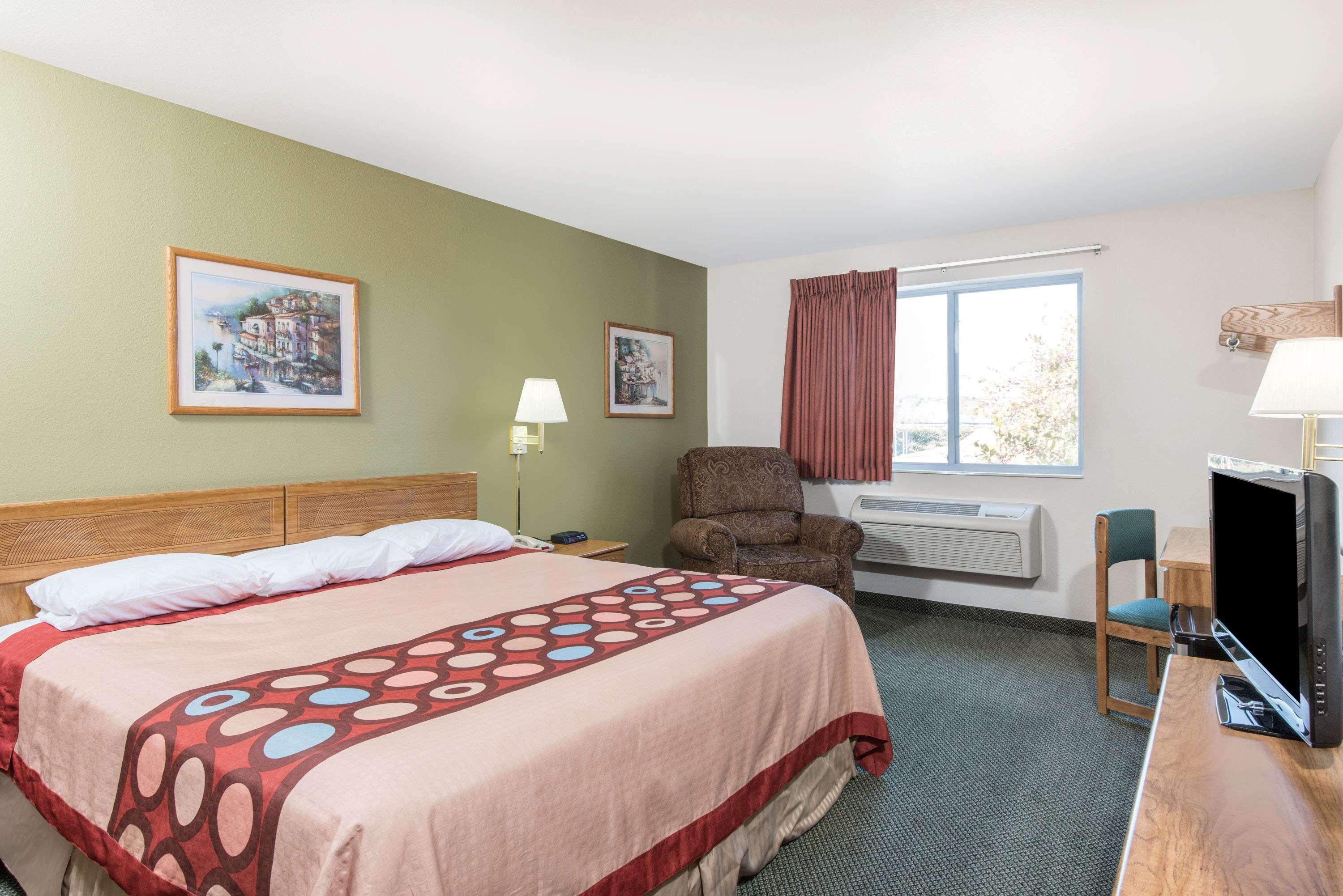 Super 8 By Wyndham West Middlesex/Sharon Area Hotell Exteriör bild